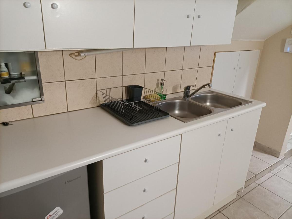 Urban Studio Appartement Athene Buitenkant foto